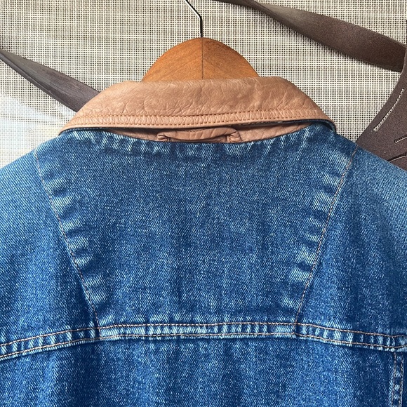 Vintage Timberland 90’s Blue Denim Men’s Jean Jacket - Picture 8 of 12